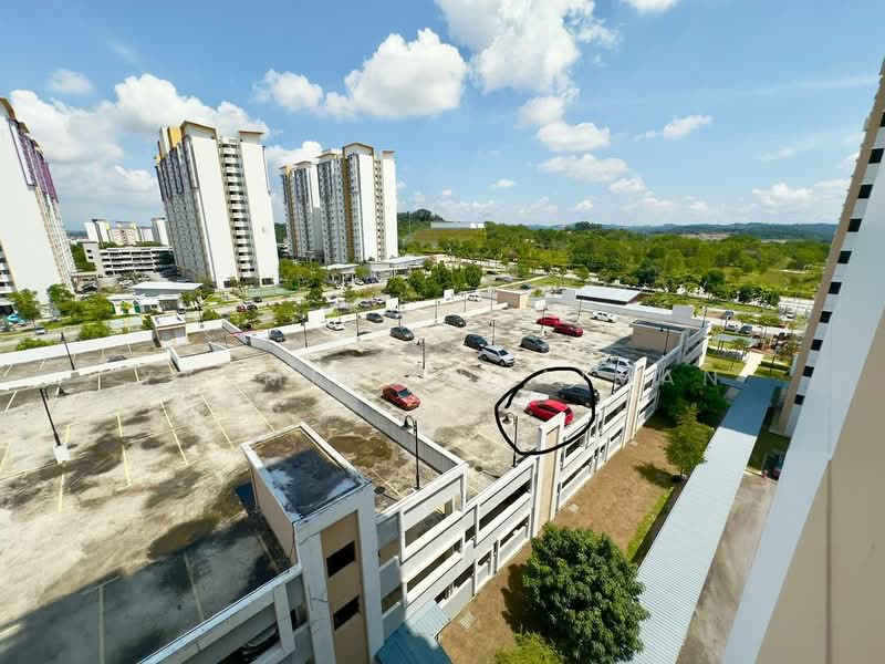 Pangsapuri untuk Dijual di De Kiara - Yasmin Sulaiman - Car Park - PropertyGuru.com.my