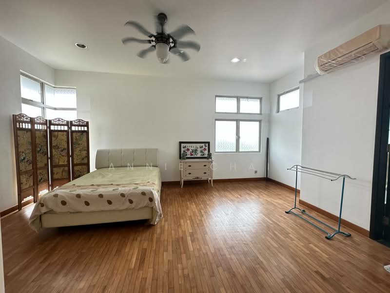 Semi-Detached House for Sale in Taman Ponderosa (Johor Bahru) - Annie Chai - Bedroom - PropertyGuru.com.my