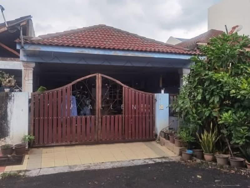 1-storey Terraced House for Sale in Taman Industri Bolton (Batu Caves) - Allen . - Exterior - PropertyGuru.com.my