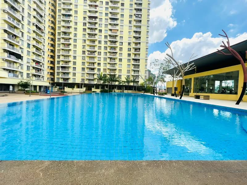 Kondominium untuk Disewa di Platinum Lake PV 12 - Pyng Chong - Pool - PropertyGuru.com.my