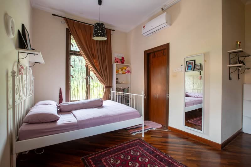 Bungalow for Sale in Seksyen 27 (Shah Alam) - Ilman Nahri - PropertyGuru.com.my