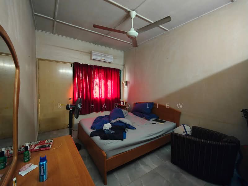 2-storey Terraced House for Sale in SS1 (Petaling Jaya) - Richard Liew - Bedroom - PropertyGuru.com.my