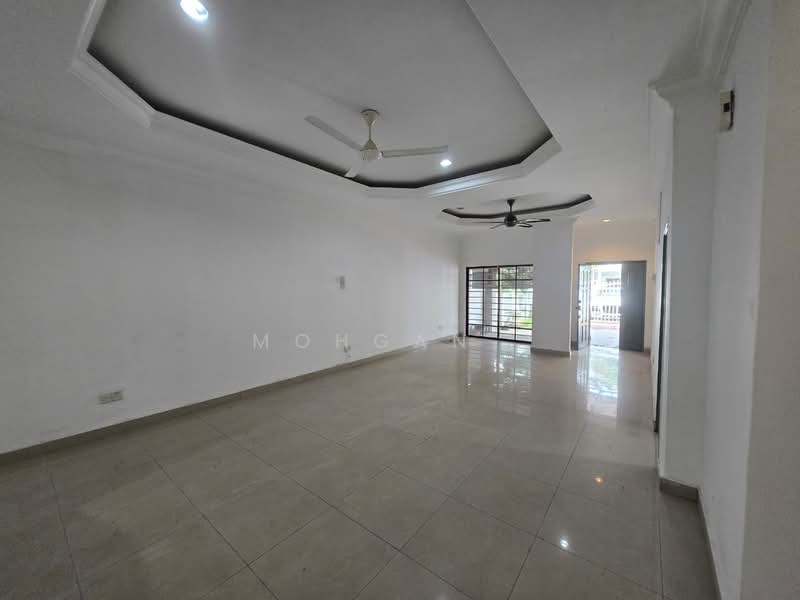 Rumah Teres 2 Tingkat untuk Disewa di D'Kayangan (Shah Alam) - Mohgan . - Living Room - PropertyGuru.com.my