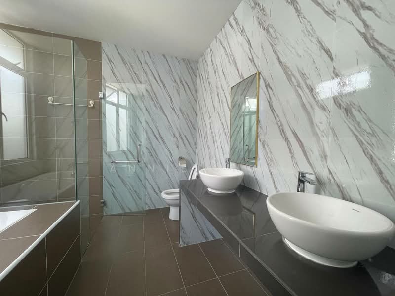 Cluster House for Sale in Iskandar Puteri (Nusajaya) (Johor) - Annie Chai - Bathroom - PropertyGuru.com.my