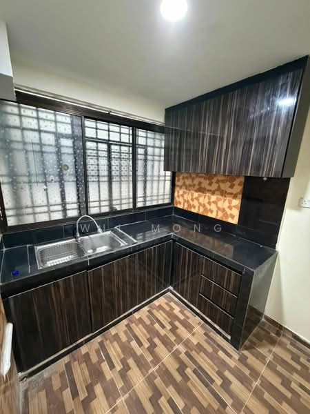 Untuk Dijual - Sri Lanang