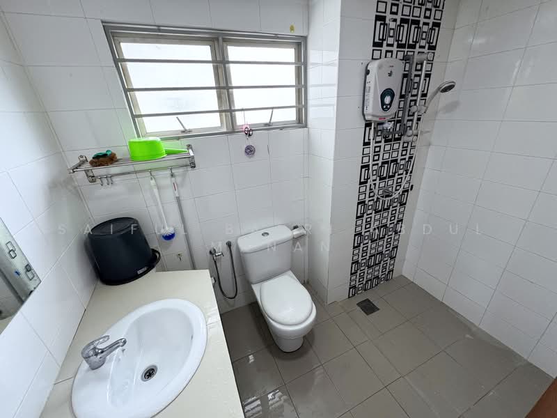 Condominium for Rent at Symphony Heights (Simfoni Heights) - Saiful Bahri Abdul Manan - Bathroom - PropertyGuru.com.my