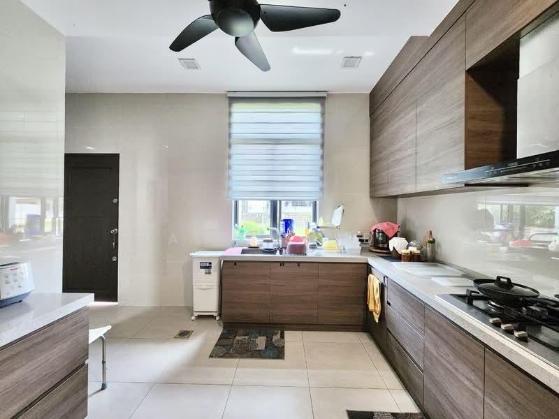 2.5-storey Terraced House for Sale in Bukit Jelutong (Shah Alam) - Alif Saad - PropertyGuru.com.my