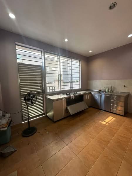 Banglo Pautan untuk Dijual di Tebrau (Johor) - Darren Ho - Kitchen - PropertyGuru.com.my