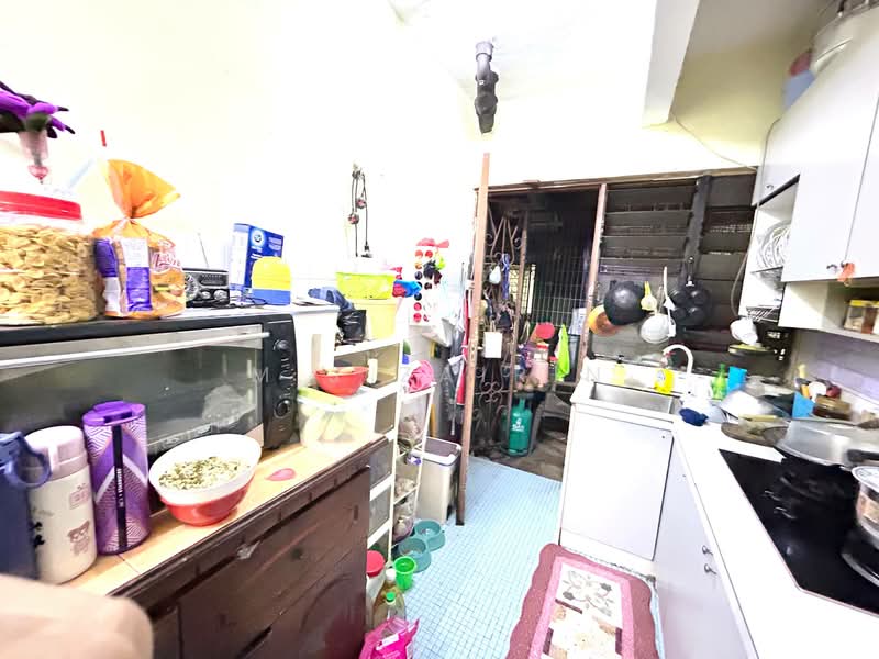 Rumah Teres 2 Tingkat untuk Dijual di Taman Permata (Ulu Kelang) - M.J Zairin - Kitchen - PropertyGuru.com.my