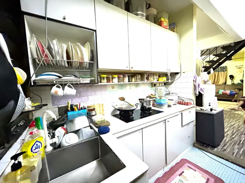 Rumah Teres 2 Tingkat untuk Dijual di Taman Permata (Ulu Kelang) - M.J Zairin - Kitchen - PropertyGuru.com.my