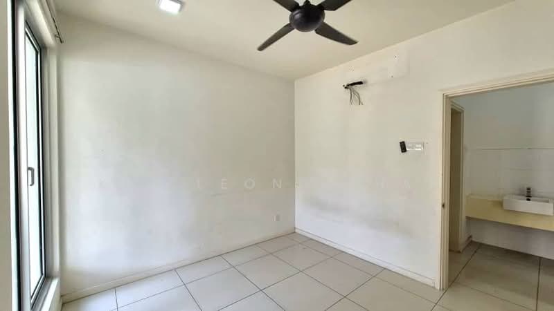 Rumah Teres untuk Disewa di Bandar Tropicana Aman (Telok Panglima Garang) - Kok Leong Chan - Guest Room - PropertyGuru.com.my