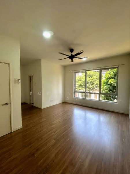 Rumah Teres untuk Disewa di Bandar Tropicana Aman (Telok Panglima Garang) - Kok Leong Chan - Master Room - PropertyGuru.com.my