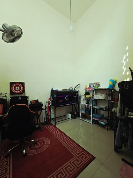 Rumah Teres untuk Dijual di Bandar Sri Sendayan (Negeri Sembilan) - Azrul Othman - Study - PropertyGuru.com.my
