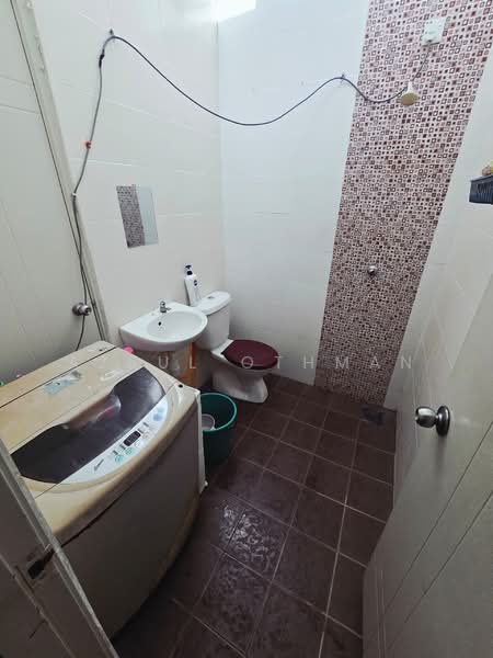 Rumah Teres untuk Dijual di Bandar Sri Sendayan (Negeri Sembilan) - Azrul Othman - Bathroom - PropertyGuru.com.my