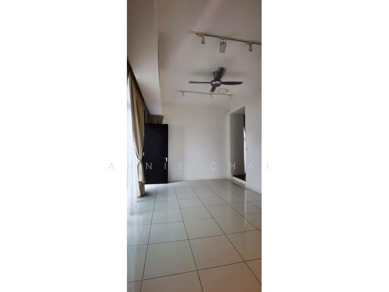 Rumah Teres untuk Dijual di Medini (Iskandar Puteri (Nusajaya)) - Annie Chai - Living Room - PropertyGuru.com.my