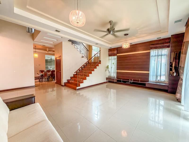 Bungalow for Sale in Setia Eco Park (Setia Alam) - Hazwan Hilmi - Living Room - PropertyGuru.com.my