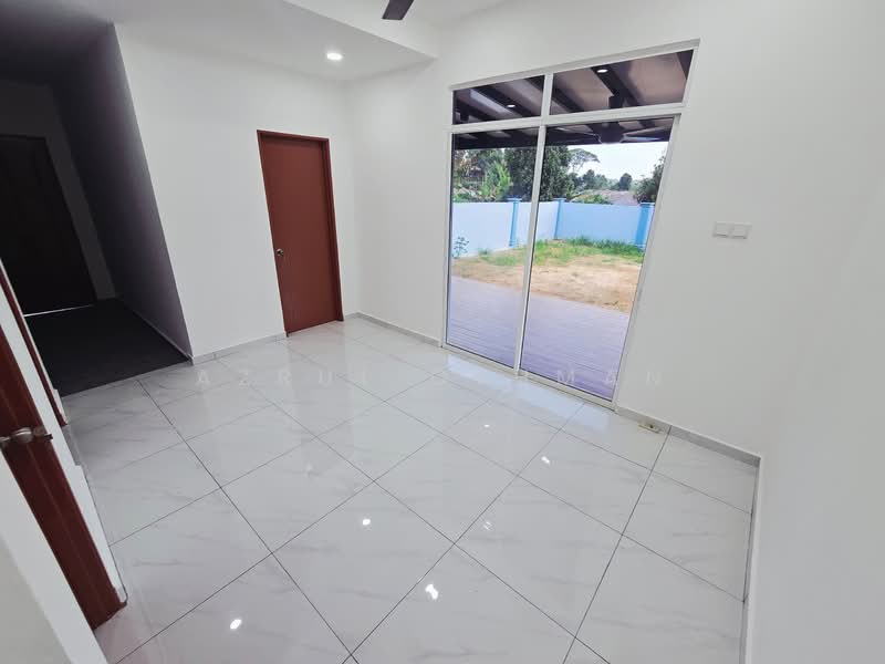 1-storey Terraced House for Sale in Taman Desa Beringin (Sikamat) - Azrul Othman - Interior - PropertyGuru.com.my