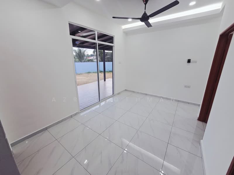 1-storey Terraced House for Sale in Taman Desa Beringin (Sikamat) - Azrul Othman - Interior - PropertyGuru.com.my