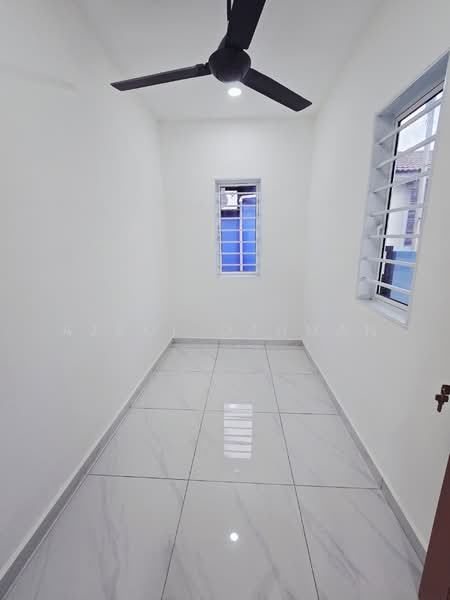 1-storey Terraced House for Sale in Taman Desa Beringin (Sikamat) - Azrul Othman - Interior - PropertyGuru.com.my