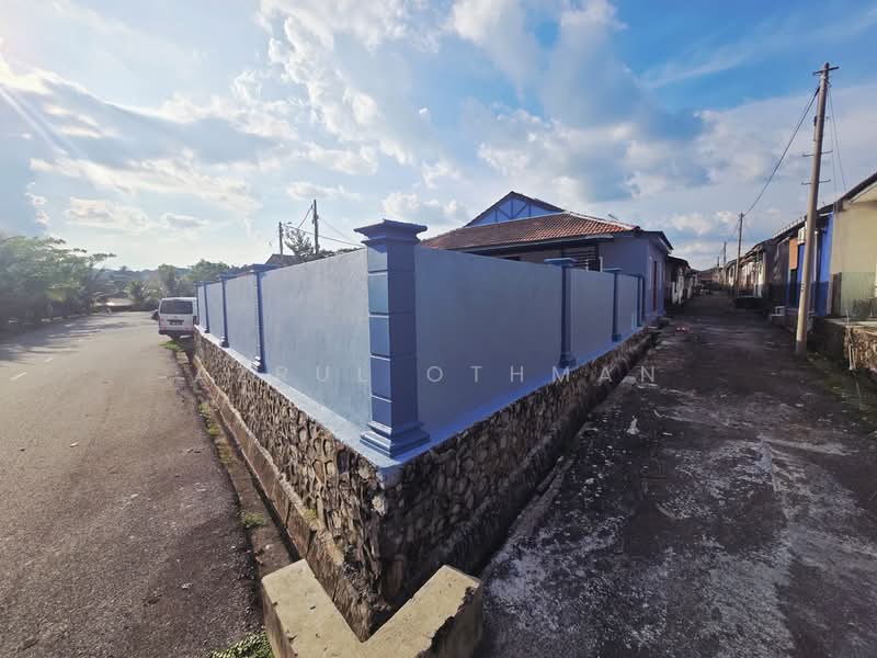1-storey Terraced House for Sale in Taman Desa Beringin (Sikamat) - Azrul Othman - Exterior - PropertyGuru.com.my