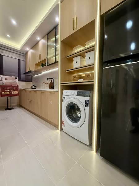 Service Residence for Sale at Pinnacle Bukit Gambier - SJ Ho - Pinnacle Bukit Gambier - Showroom Photo - PropertyGuru.com.my
