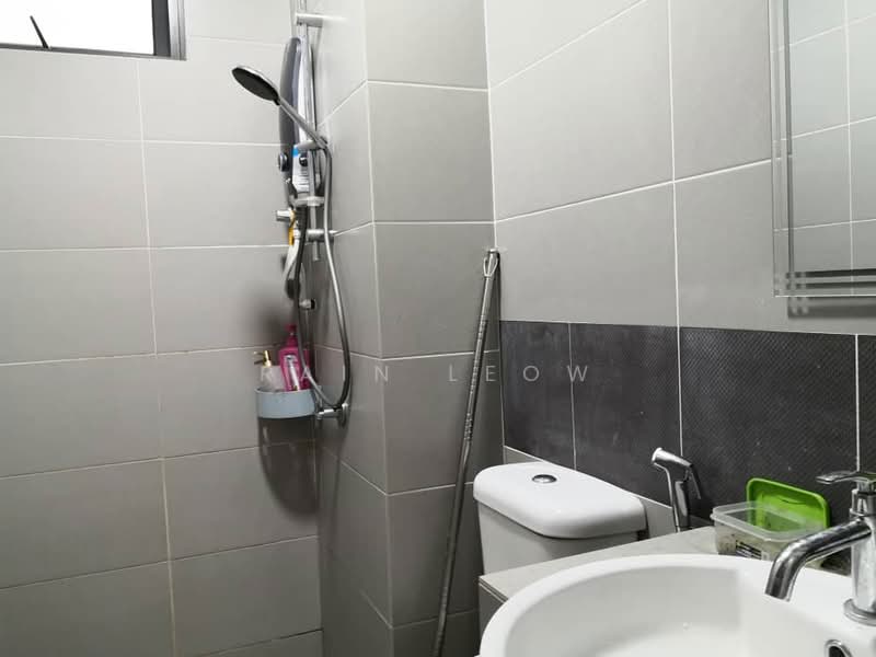 Service Residence for Rent at Amerin Residence - Rain Leow - Bathroom - PropertyGuru.com.my