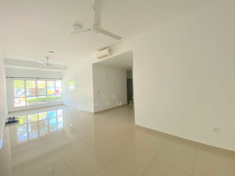 Pangsapuri untuk Dijual di Kiara Court - Norlela Abdul Rahman - Living Room - PropertyGuru.com.my