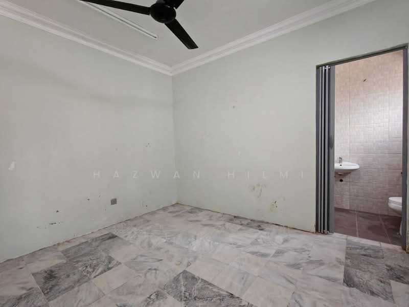 Bungalow for Sale in Bandar Rinching (Semenyih) - Hazwan Hilmi - Bathroom - PropertyGuru.com.my