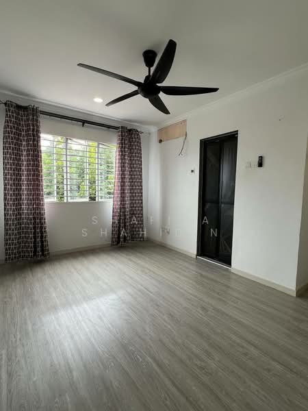 2-storey Terraced House for Sale in Selayang Mulia (Batu Caves) - Shafika Shahidin - Living Room - PropertyGuru.com.my