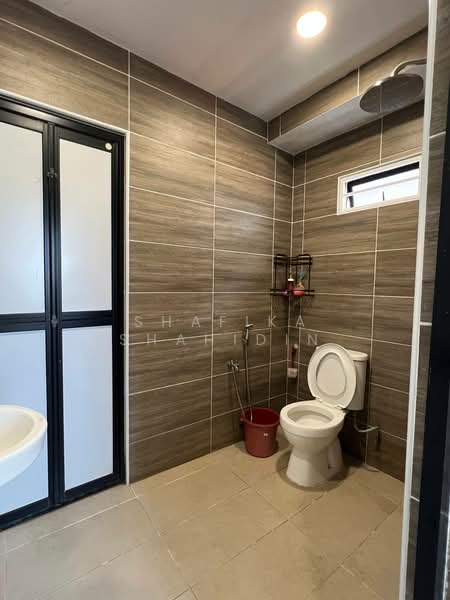 2-storey Terraced House for Sale in Selayang Mulia (Batu Caves) - Shafika Shahidin - Bathroom - PropertyGuru.com.my