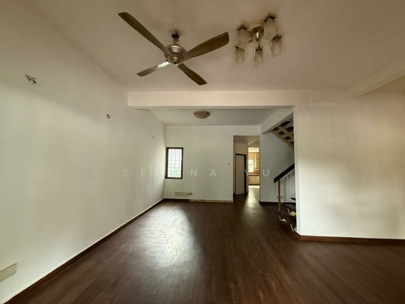 Rumah Teres untuk Dijual di Alam Damai (Cheras) - Selina Yu - Living Room - PropertyGuru.com.my