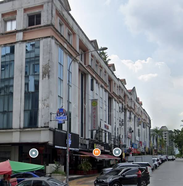For Rent - Ground floor shop at Medan putra for rent