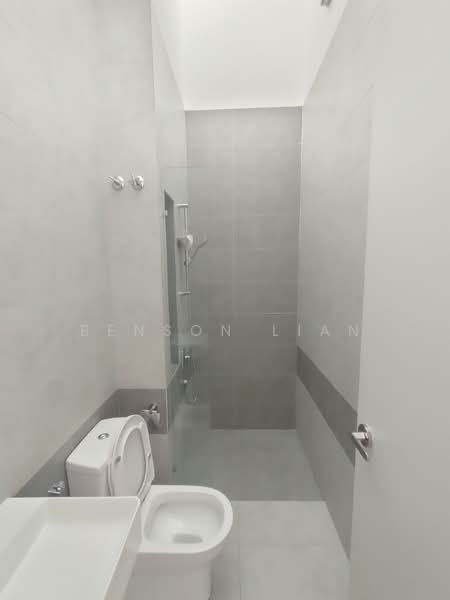 Rumah Teres 2 Tingkat untuk Disewa di Sungai Buloh (Selangor) - Benson Lian - Bathroom - PropertyGuru.com.my