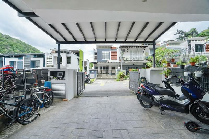 Rumah Teres 2 Tingkat untuk Dijual di Taman Sierra Ukay (Ulu Kelang) - M.J Zairin - Exterior - PropertyGuru.com.my