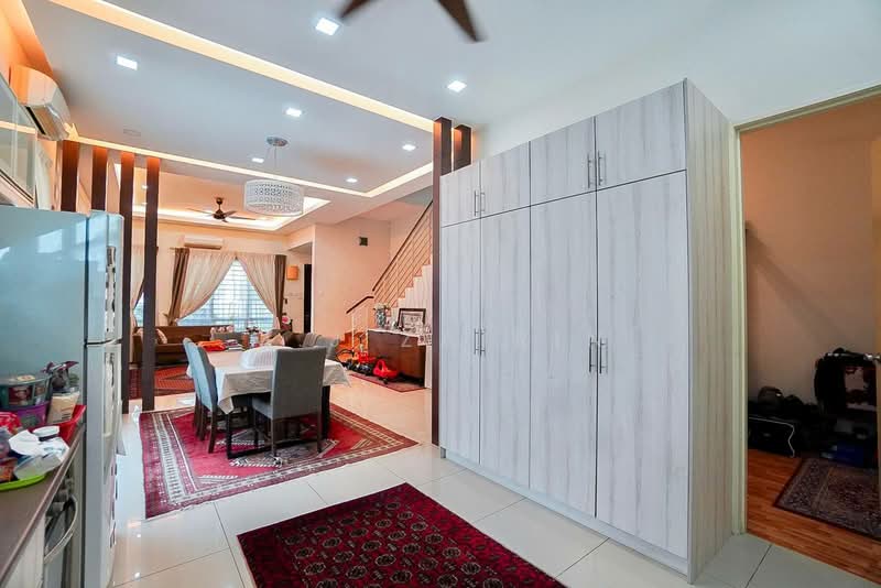 Rumah Teres 2 Tingkat untuk Dijual di Taman Sierra Ukay (Ulu Kelang) - M.J Zairin - Living Room - PropertyGuru.com.my