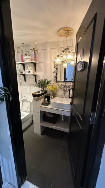 Pejabat untuk Disewa di Taman Tun Dr Ismail (Kuala Lumpur) - Alice Chong - Bathroom - PropertyGuru.com.my