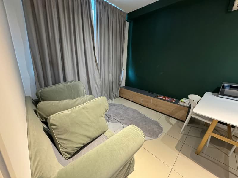 Servis Apartment untuk Disewa di Centrestage Designer Suite - Kian Fei - Living Room - PropertyGuru.com.my