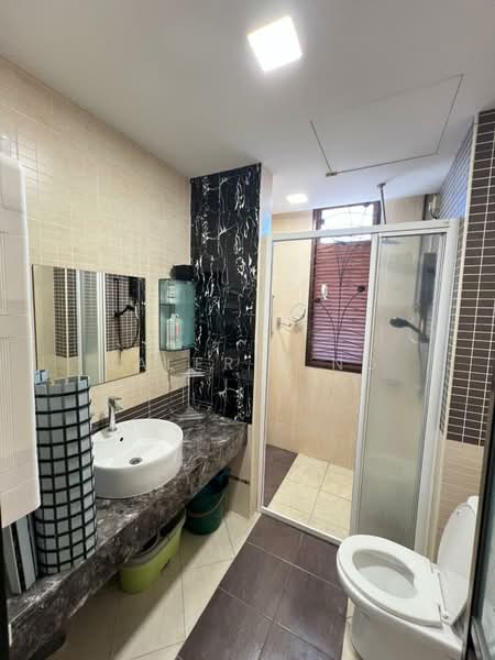 Rumah Teres 3 Tingkat untuk Dijual di Laman Rimbunan (Kepong) - Valerie Ng - Bathroom - PropertyGuru.com.my