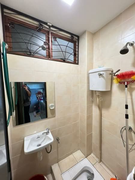 Rumah Teres 3 Tingkat untuk Dijual di Laman Rimbunan (Kepong) - Valerie Ng - Bathroom - PropertyGuru.com.my