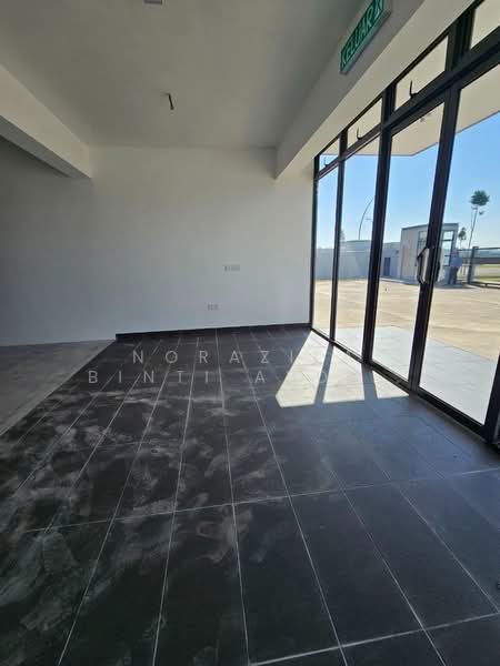 Factory for Rent in Sungai Buloh (Selangor) - Norazila Binti Abdul Rahim - Interior - PropertyGuru.com.my