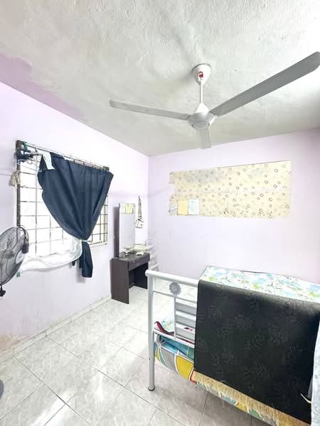 Flat for Sale at Taman Melawati - Azmi . - Bedroom - PropertyGuru.com.my