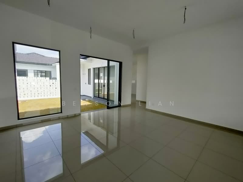 1-storey Terraced House for Rent in Shah Alam (Selangor) - Benson Lian - Living Room - PropertyGuru.com.my