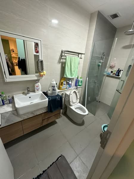 Service Residence for Rent at Dianthus @ Tropicana Gardens - Kfong Lee - Bathroom - PropertyGuru.com.my