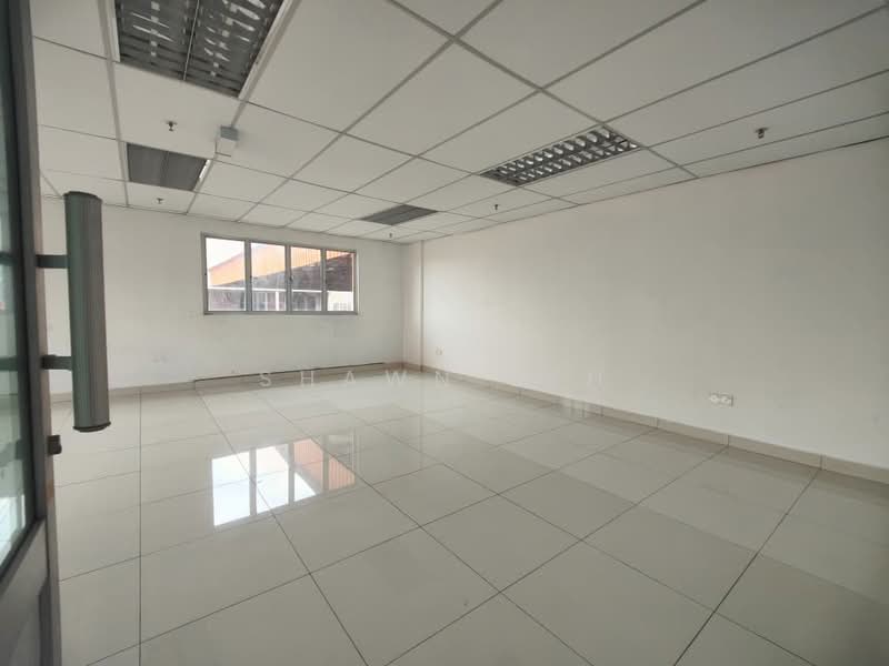Warehouse for Rent in Taman Perindustrian Krubong (Krubong) - Shawn Teh - Interior - PropertyGuru.com.my