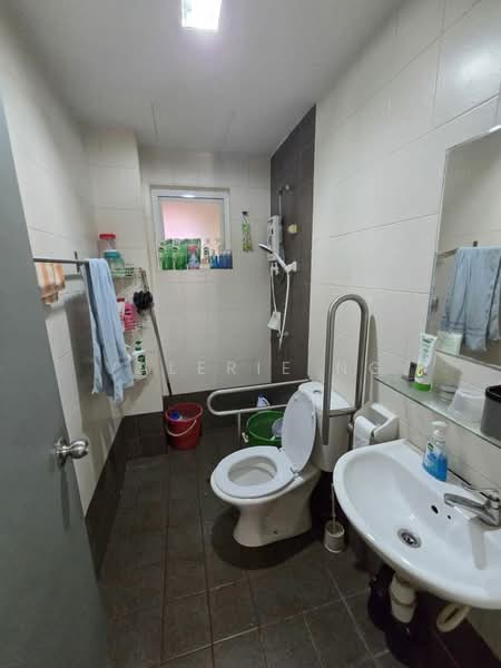 Rumah Teres 2.5 Tingkat untuk Dijual di Laman Rimbunan (Kepong) - Valerie Ng - Bathroom - PropertyGuru.com.my