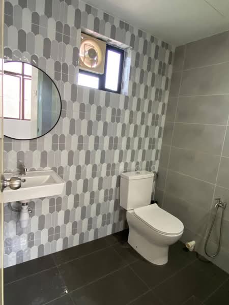 Pangsapuri untuk Disewa di Cascadia - May Loo - Bathroom - PropertyGuru.com.my