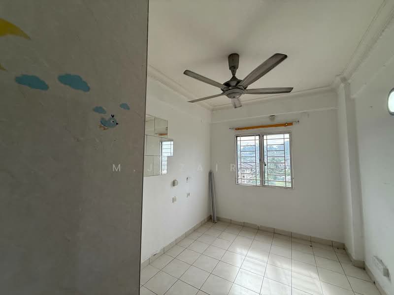 Apartment for Sale at Pangsapuri Saujana Gombak - M.J Zairin - Interior - PropertyGuru.com.my