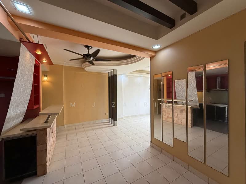 Apartment for Sale at Pangsapuri Saujana Gombak - M.J Zairin - Living Room - PropertyGuru.com.my
