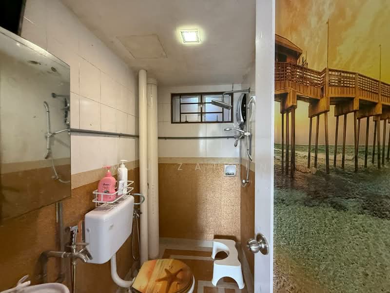 Apartment for Sale at Pangsapuri Saujana Gombak - M.J Zairin - Bathroom - PropertyGuru.com.my