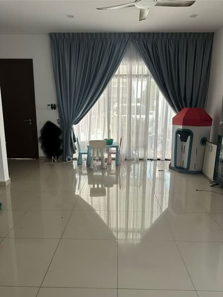 Rumah Teres 2 Tingkat untuk Disewa di Setia Safiro (Cyberjaya) - NoraFizah Gapar - Living Room - PropertyGuru.com.my